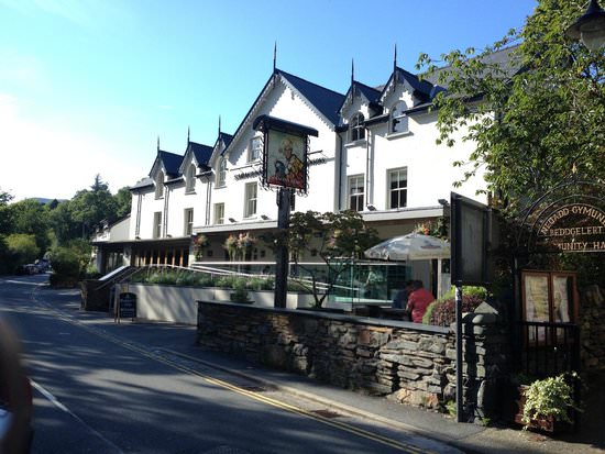 Saracens Head Hotel